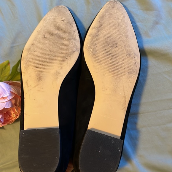 Like new Talbots Edison Bow Flat, Black Suede with Beaded Bow, Size 11M - Picture 6 of 6